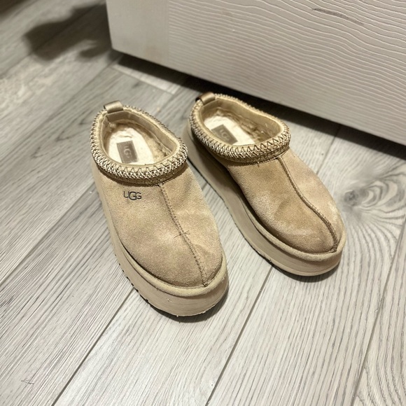 UGG Beige Suede Cozy Slip-Ons - Picture 3 of 4